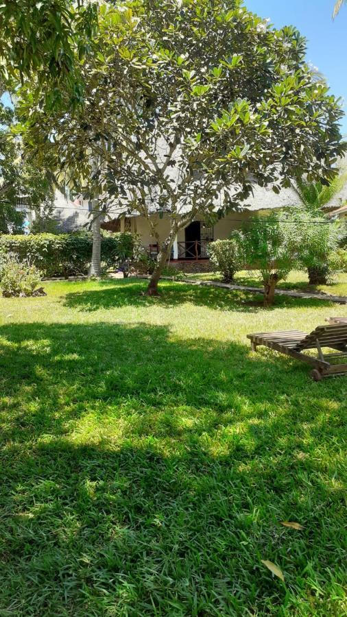 Les Datchi Cottages เดียนีบีช ภายนอก รูปภาพ